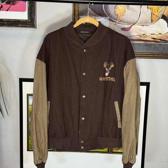 Vintage White Tail Deer Bomber Jacket - Picture 2 of 8